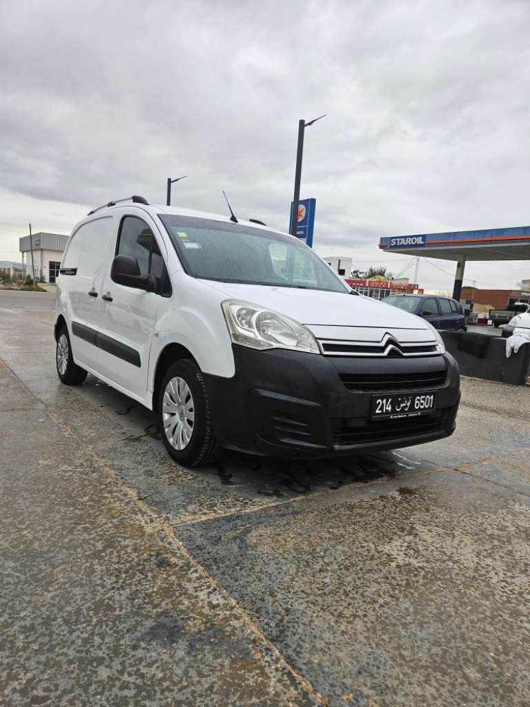 Citroen Berlingo e_ hdi 5 chevaux 4 cylindre 