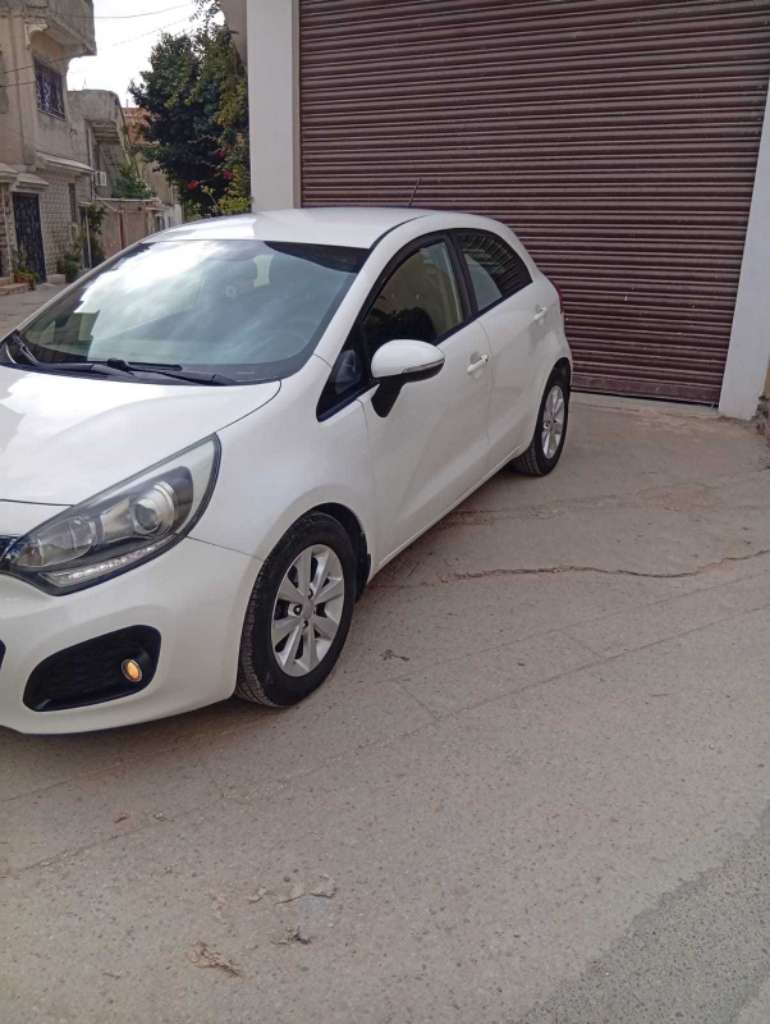 Kia Rio 1ère main 