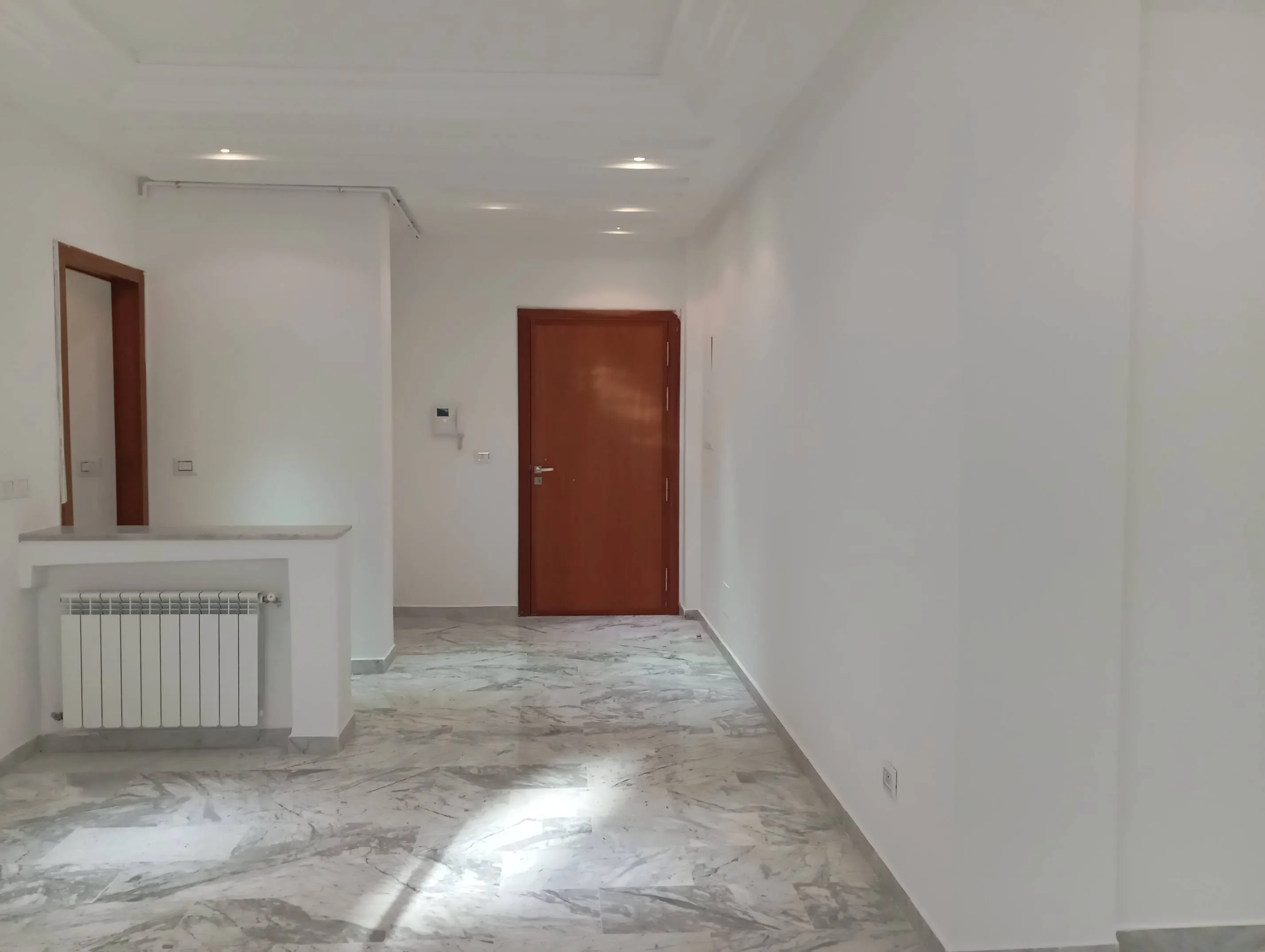 À vendre appart S+3 à la Soukra