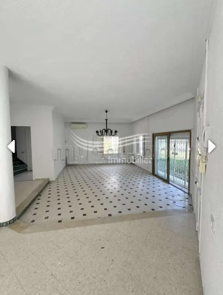 KANTAOUI CALLING ! Villa Haut Standing, Jardin, Piscine & Style