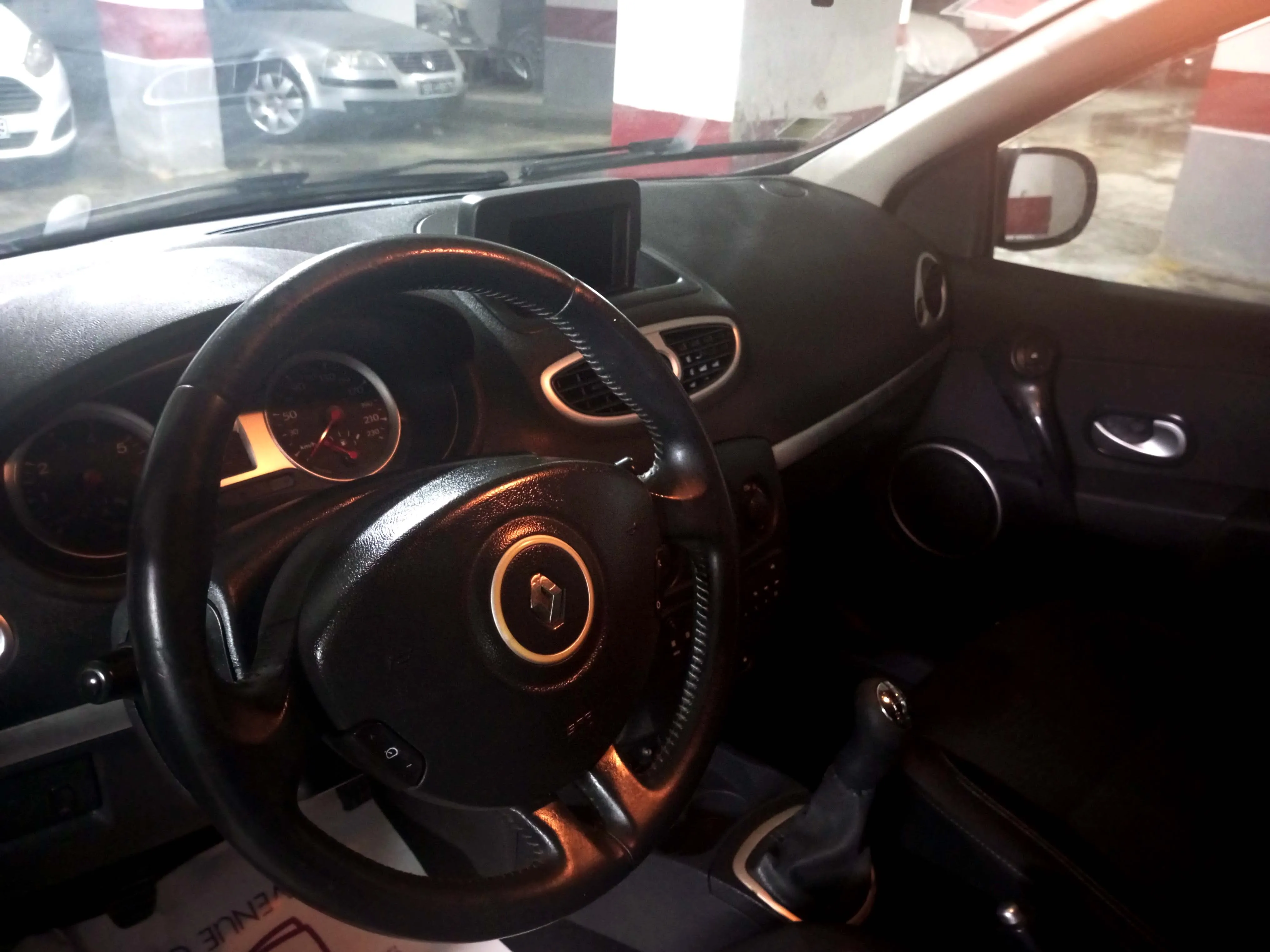 Renault Clio 3 TomTom tu 156