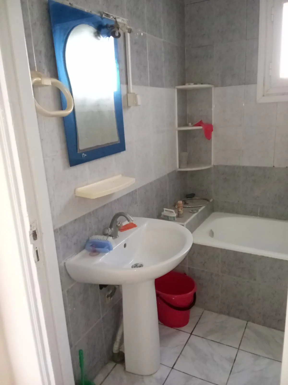 đ Maison Individuelle S+3 Avec Studio En Vente | CitĂ© Eriadh