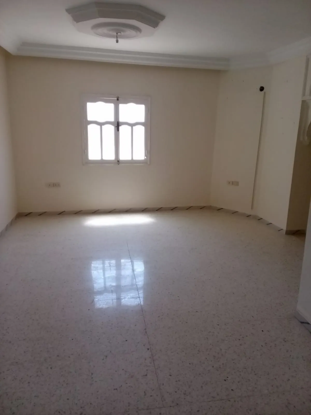 đ Maison Individuelle S+3 Avec Studio En Vente | CitĂ© Eriadh