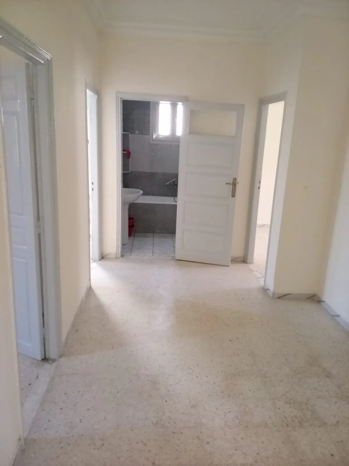 đ Maison Individuelle S+3 Avec Studio En Vente | CitĂ© Eriadh