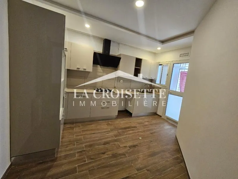Appartement s+3 avec terrasse aux Jardins de Carthage ZAL1569