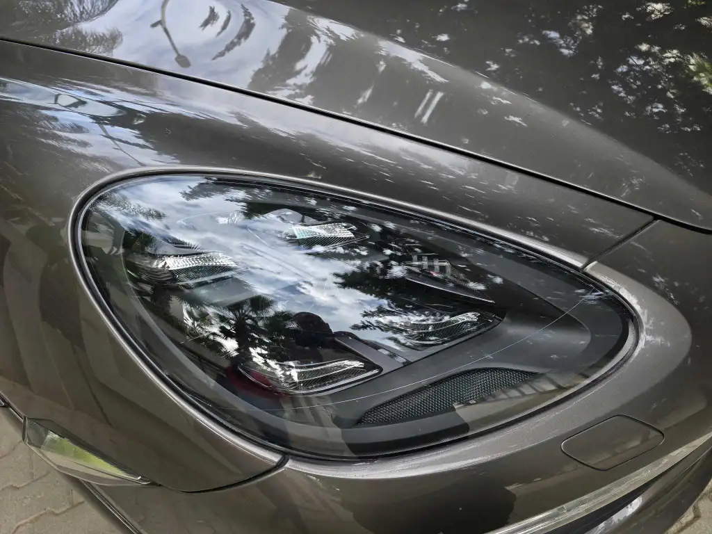 PORSCHE CAYENNE GTS2012 V8 ESSENCEđ
đ on accepte l Ă©change des voitures