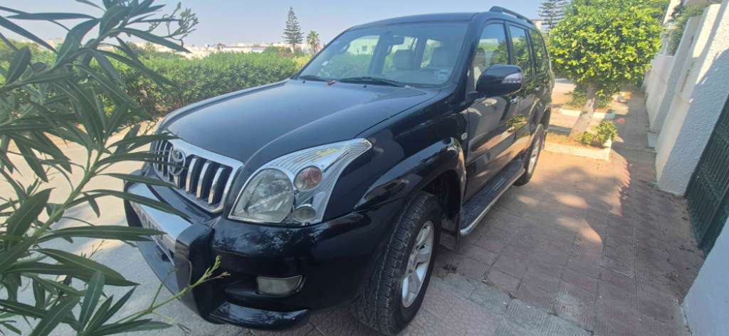 Toyota Prado première main