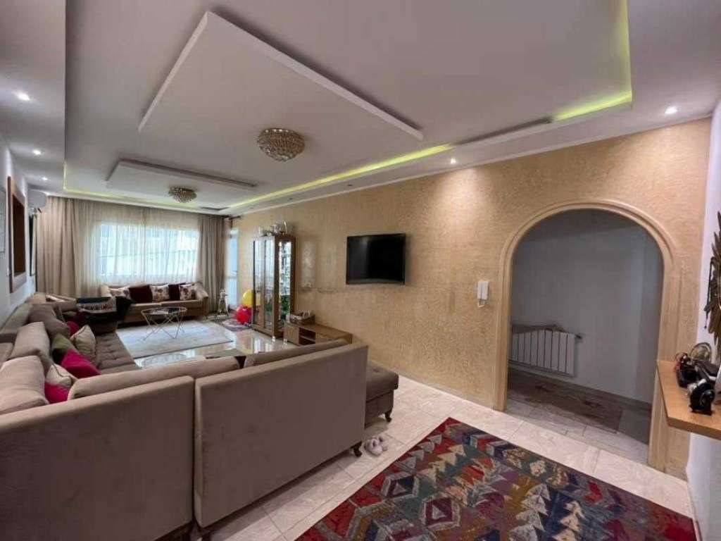 A vendre appartement étage de villa S+2 situé Sousse centre ville