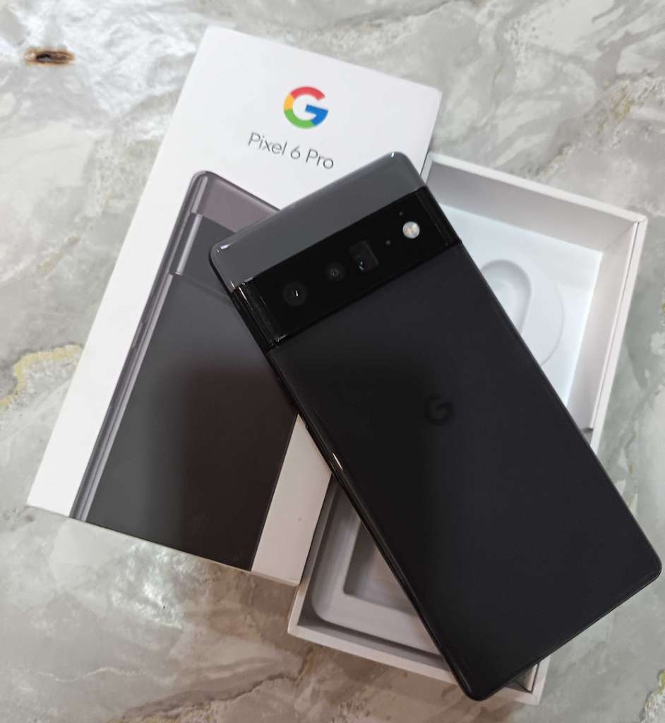 Téléphone Google Pixel 6 Pro (état excellent)