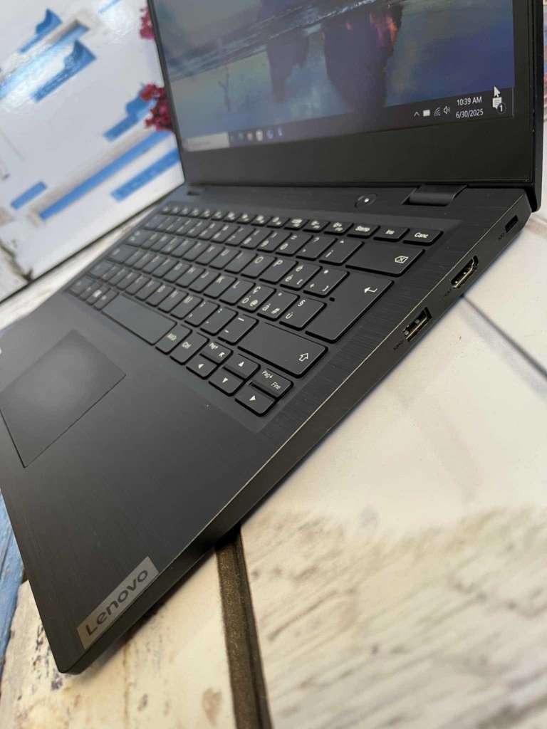 Pc Lenevo 14w importé _ État Comme Neuf