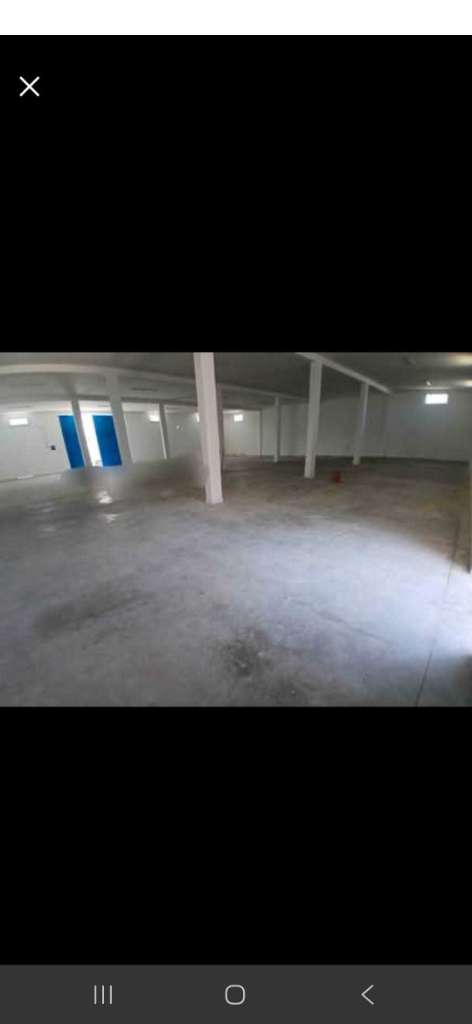 ✨ À LOUER : LOCAL DÉPÔT DE STOCKAGE - 450 M² - AKOUDA 

---