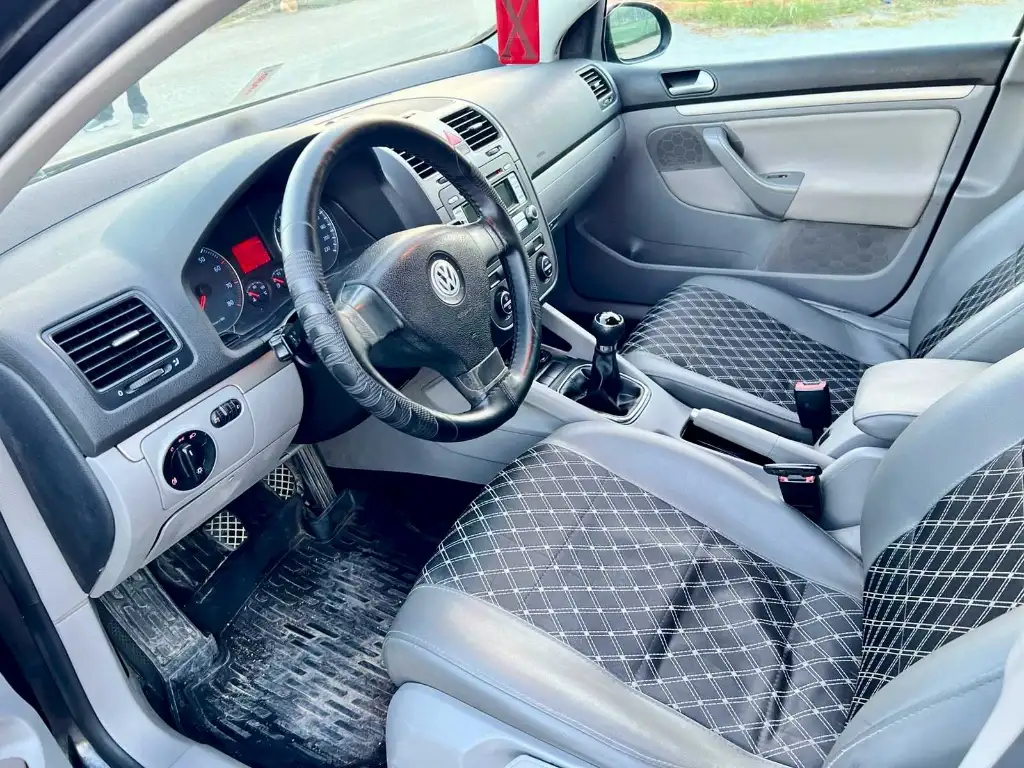 Golf 5 đ©đȘ 1.4 essence