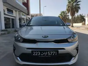 KIA RIO COUPÉ PREMIÈRE MAIN TRÈS PROPRE 