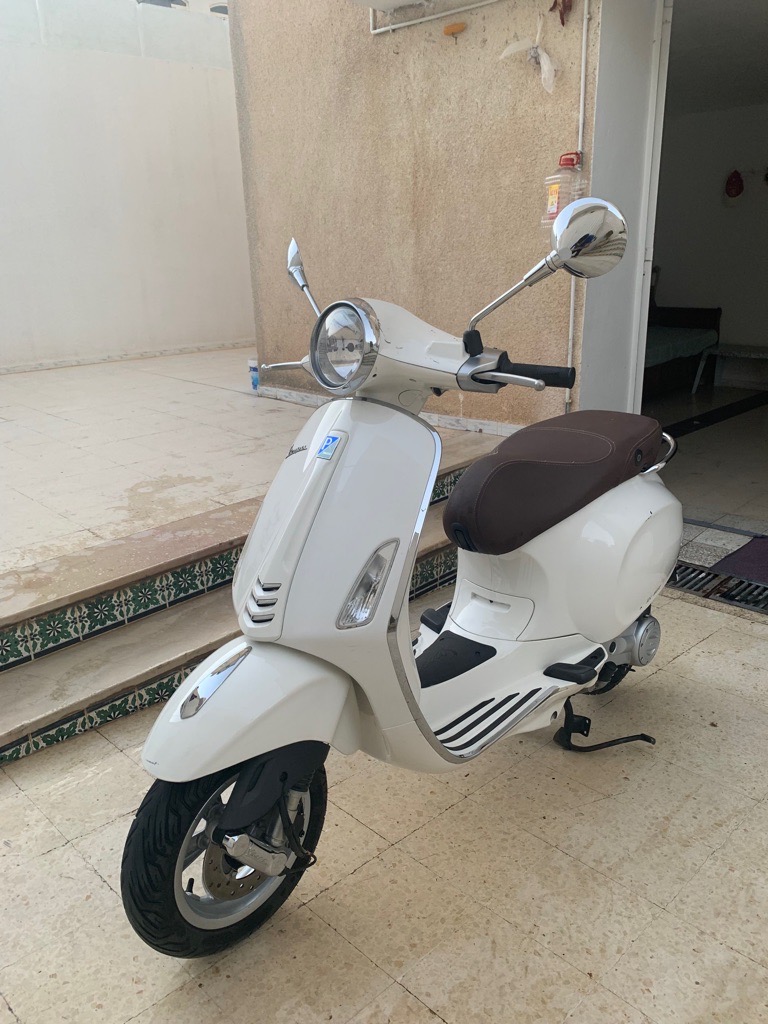 Vespa primavera