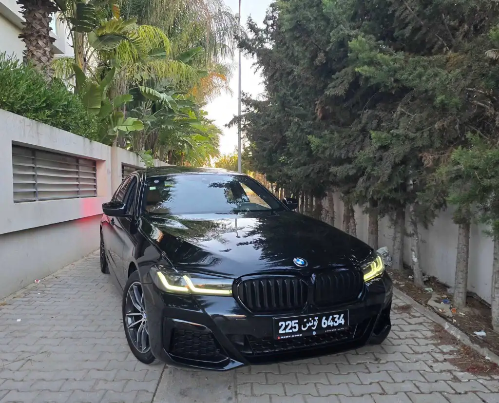BMW G30 essence PACK M 2021/12 đ
đ on accepte l Ă©change des voitures