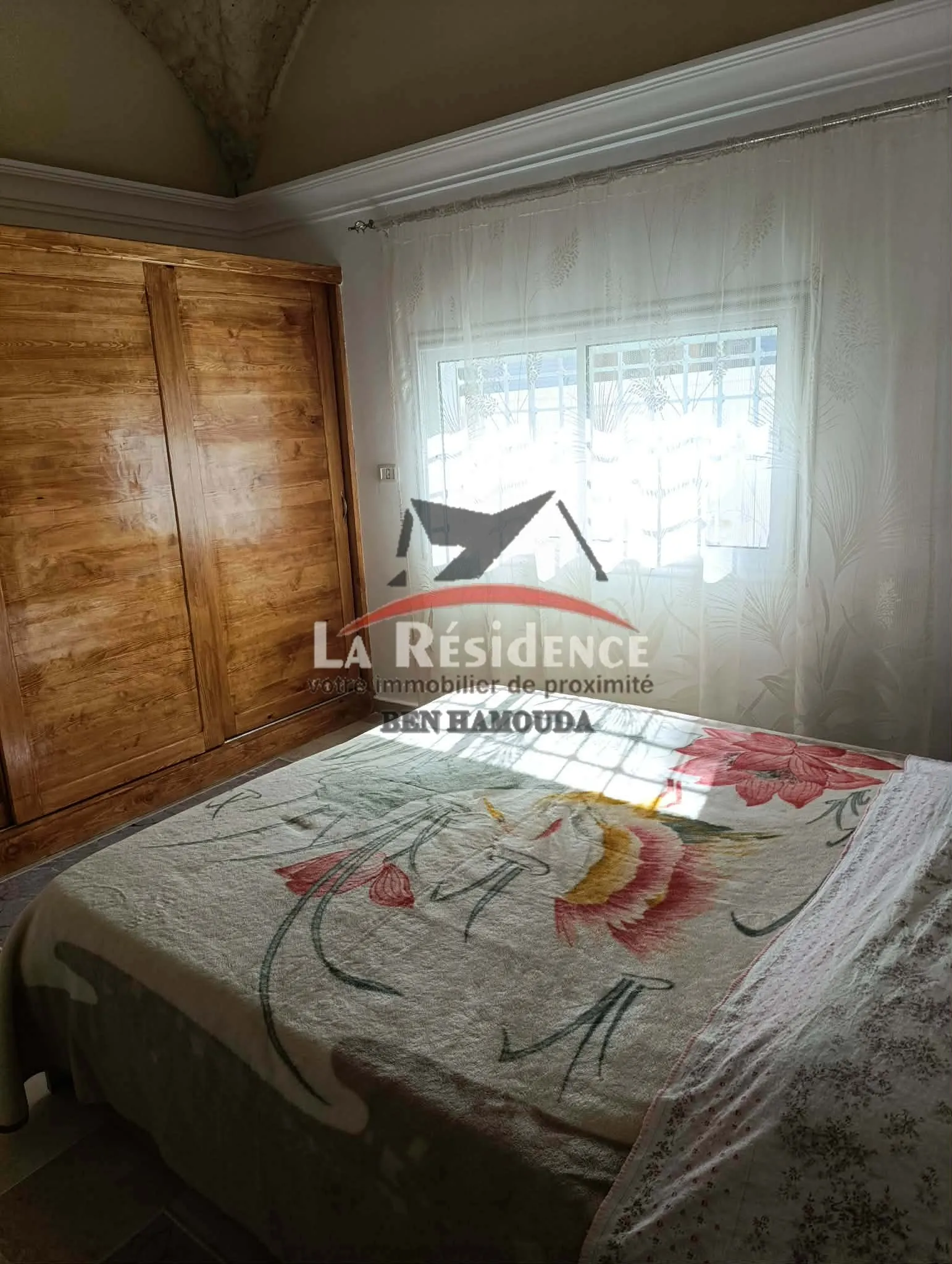 A louer Villa Richement Meublée avec Piscine à La Corniche Bizerte.