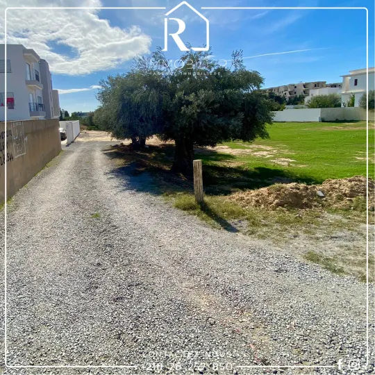 فرصة في قلب المنطقة السياحية للبيع قطعة أرض في الحمامات الشمالية VUE MER dés le 1er étage