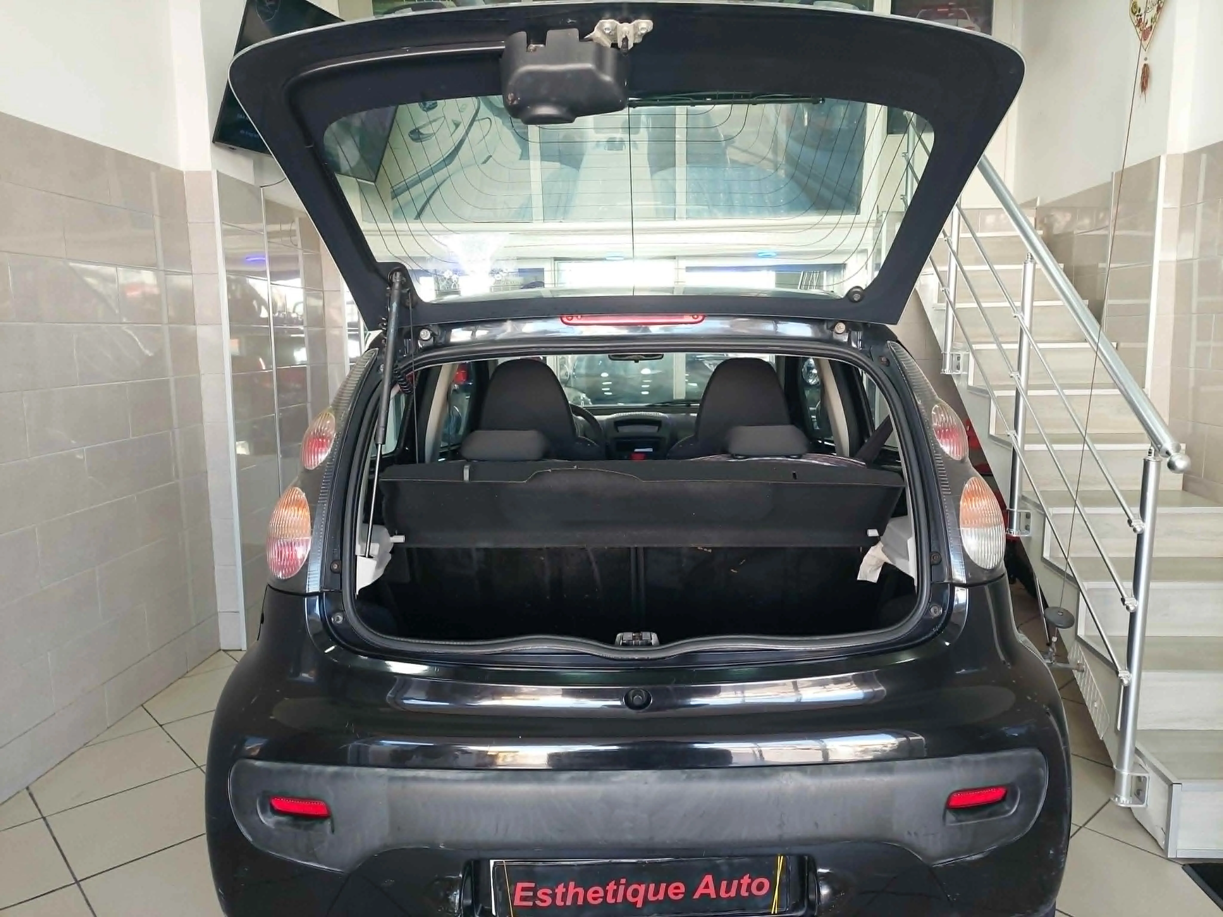 À Vendre – Citroën C1 1.0 - première main - Tel 98479647