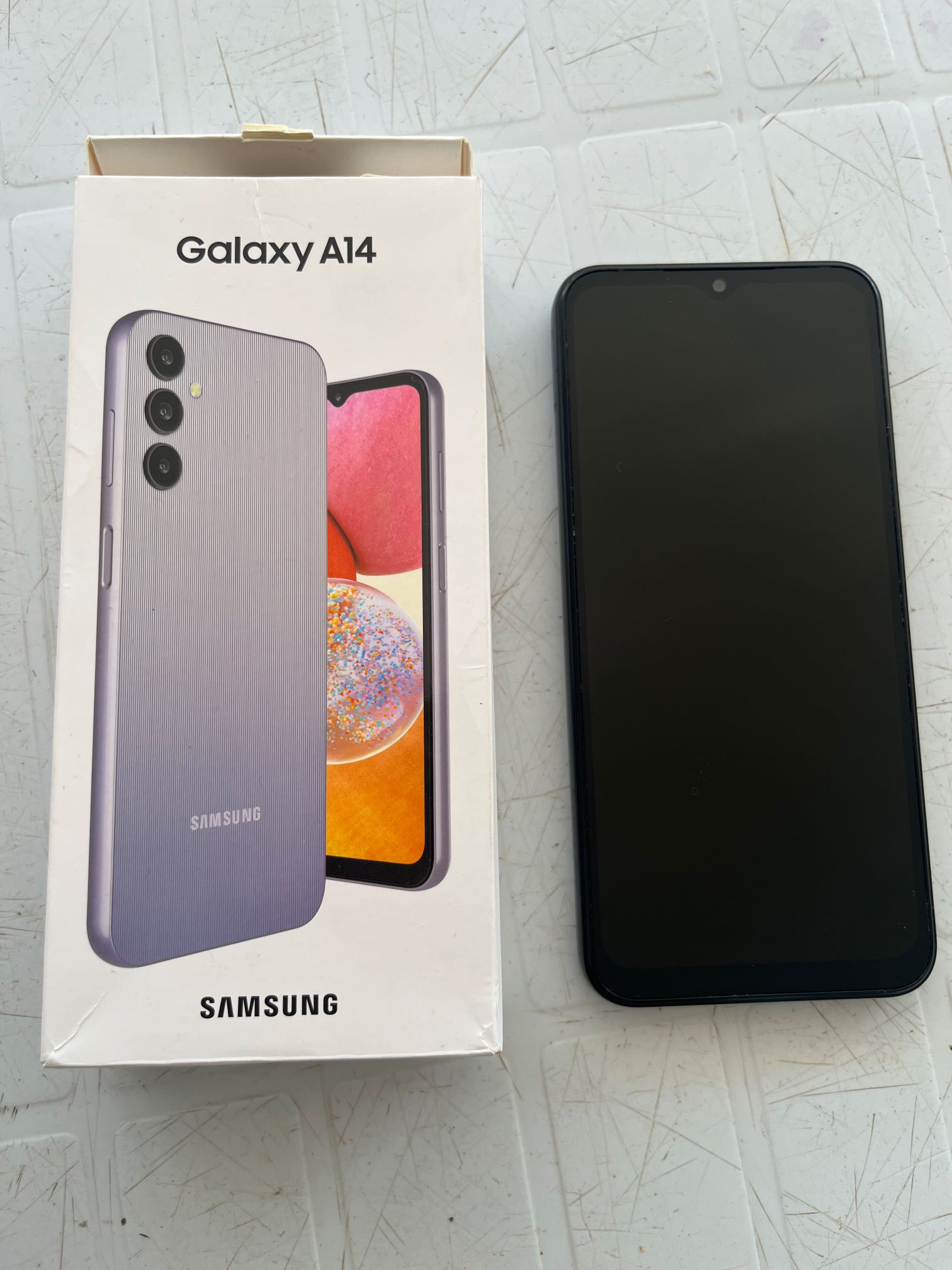 Samsung A14