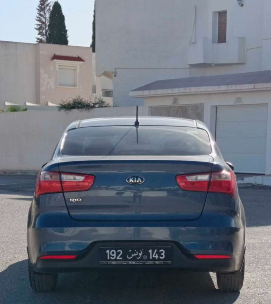đ KIA RIO