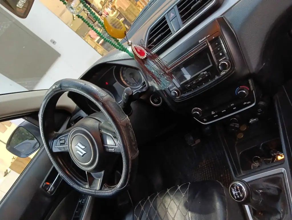Suzuki dzire 