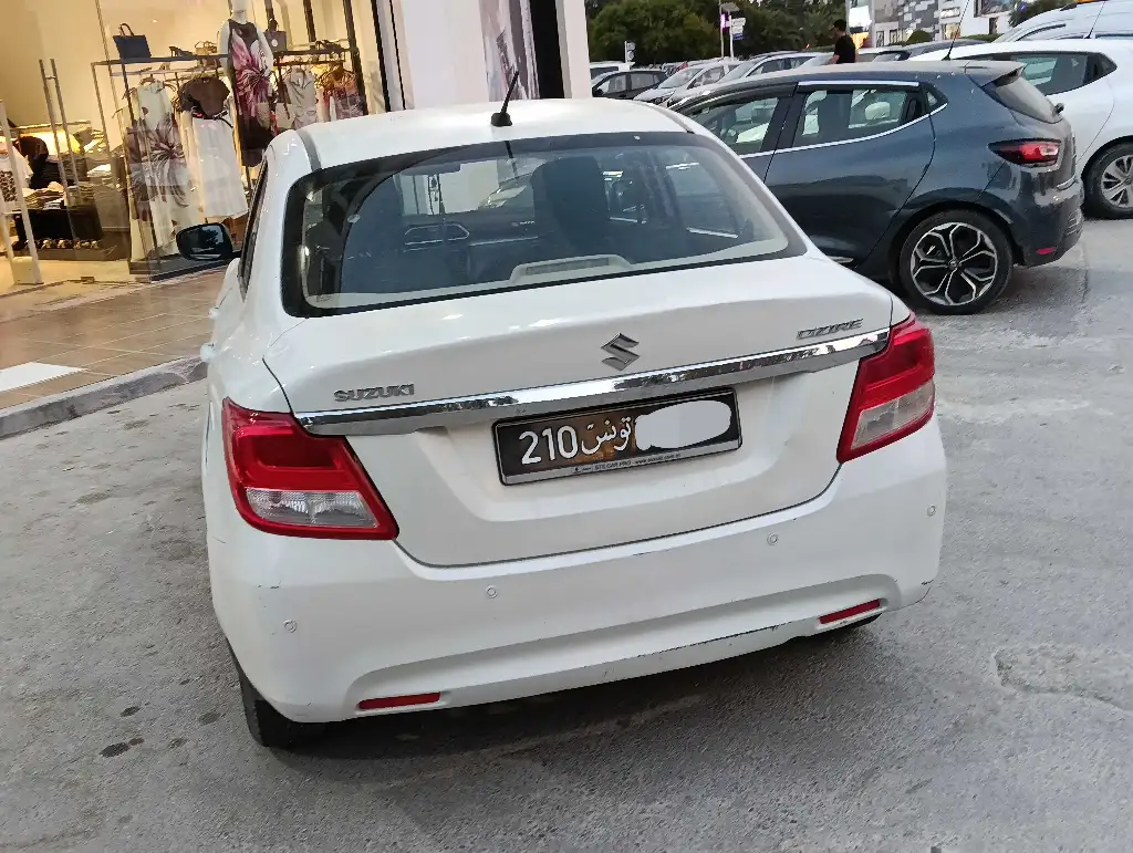 Suzuki dzire 