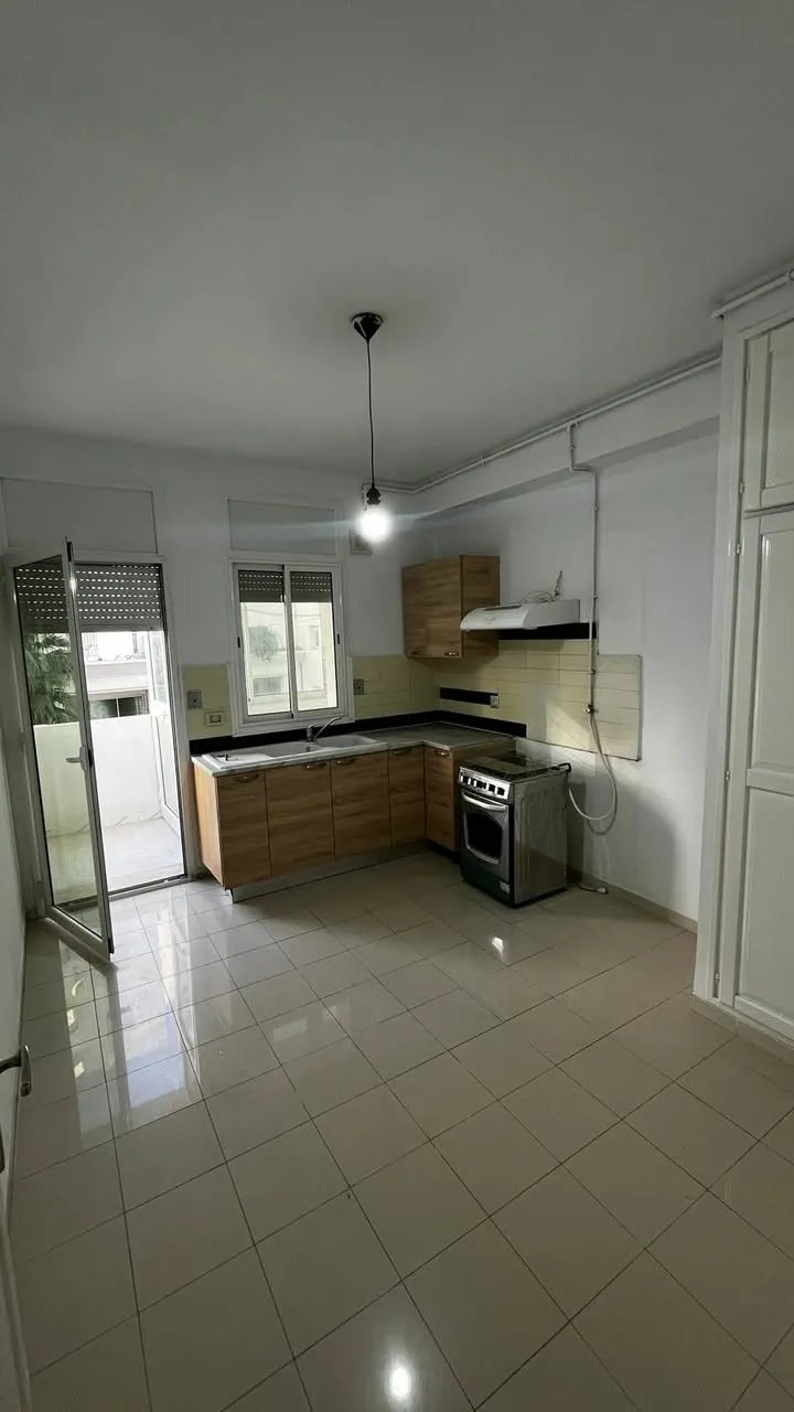 A vendre S2 à l'Aouina