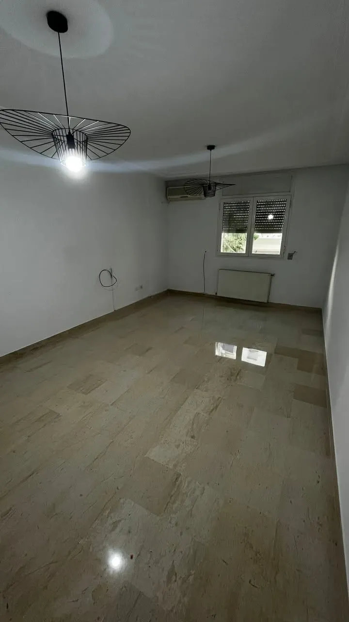 A vendre S2 à l'Aouina