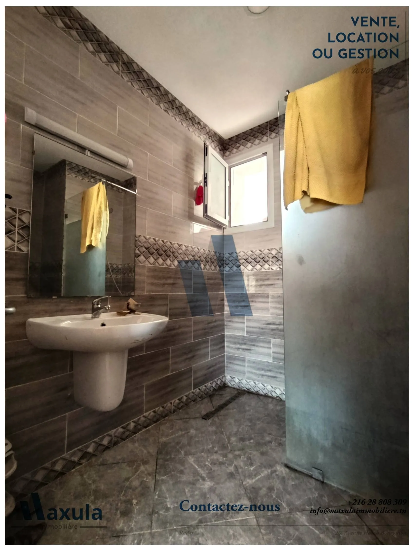 À VENDRE APPARTEMENT S+2 RÉNOVÉ À RADES SNIT (CHEMINOT)