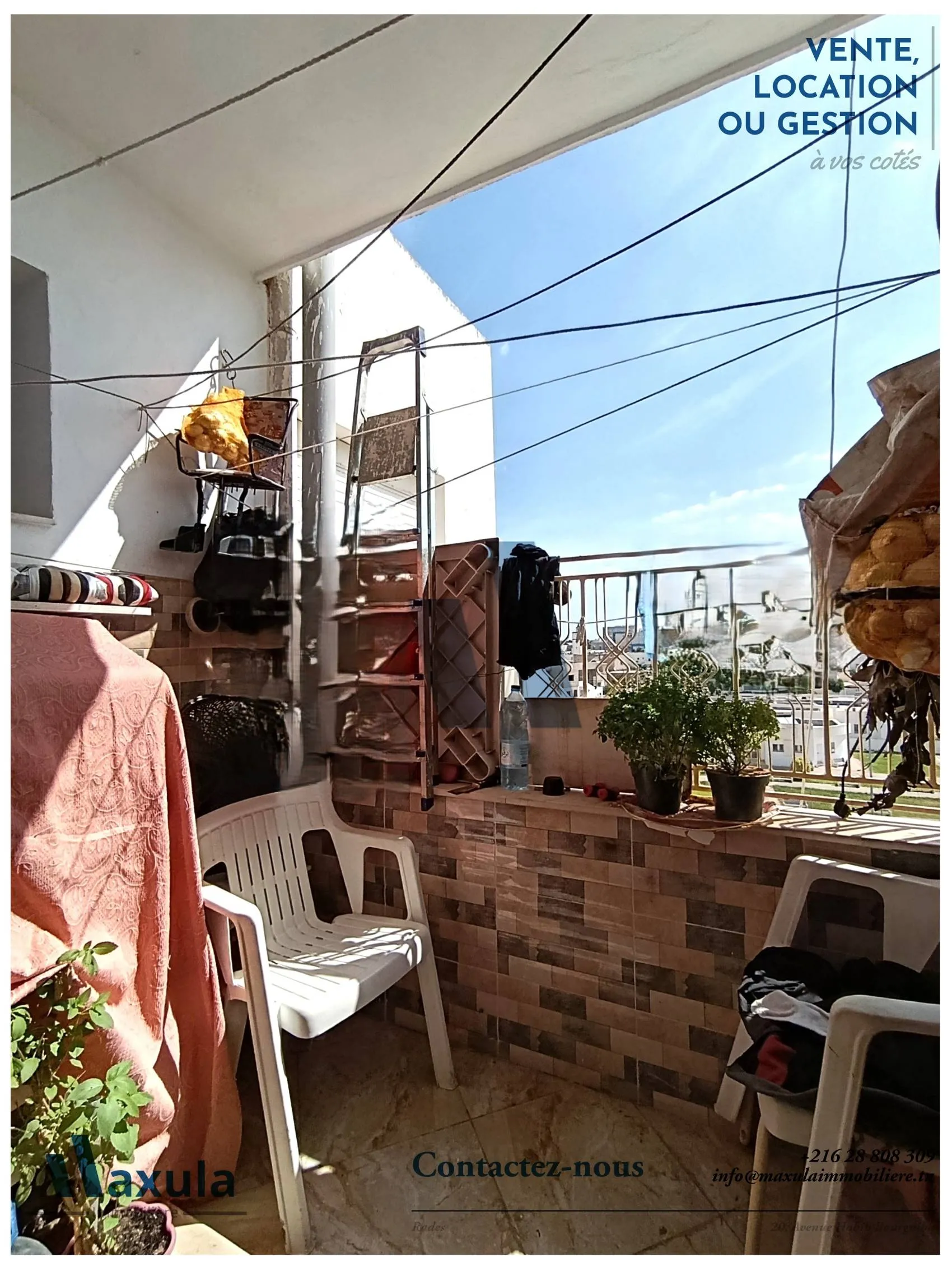 À VENDRE APPARTEMENT S+2 RÉNOVÉ À RADES SNIT (CHEMINOT)