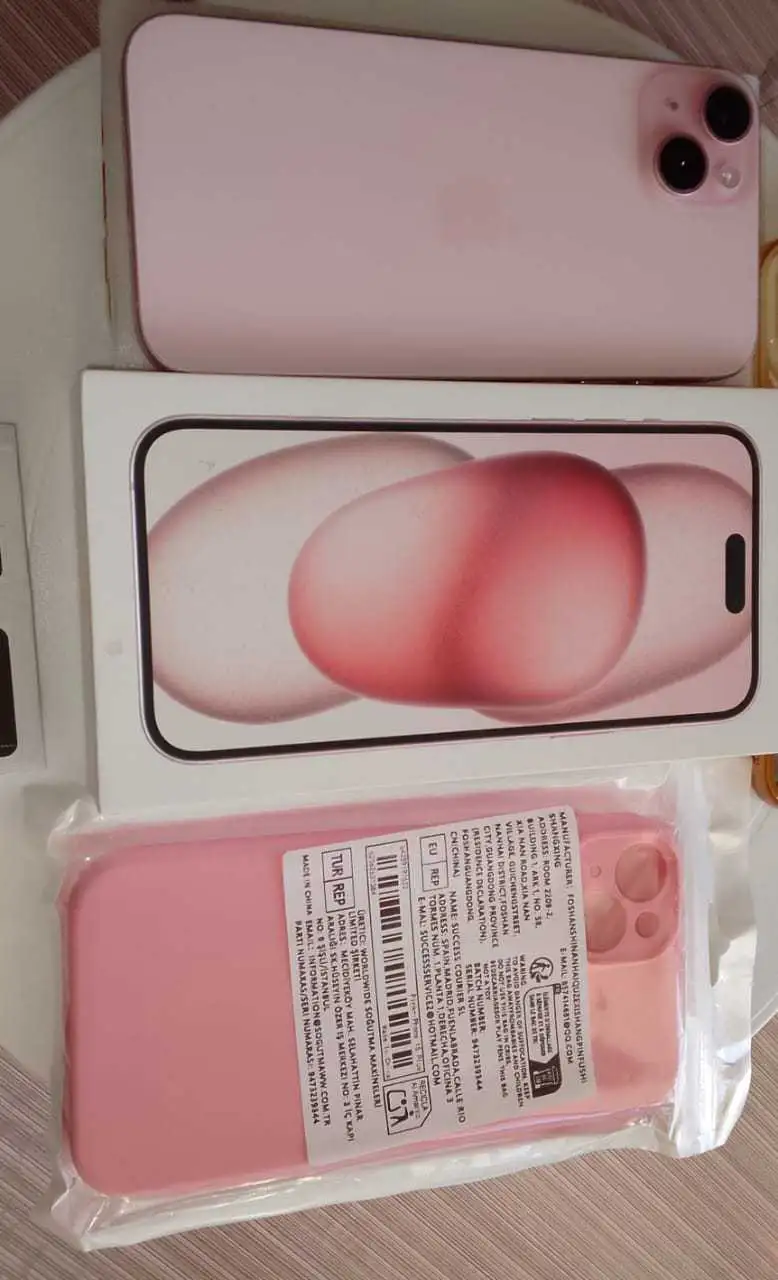 Iphone 15 plus version Esim