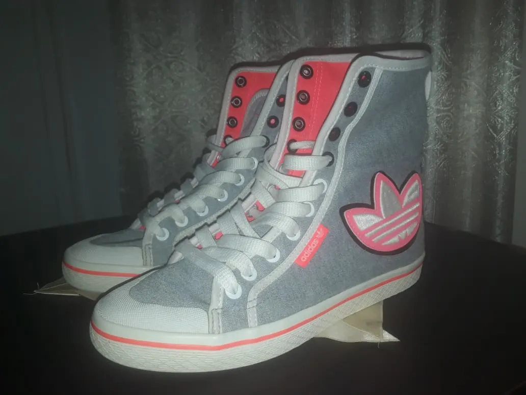 Baskets Adidas taille 37 1/3