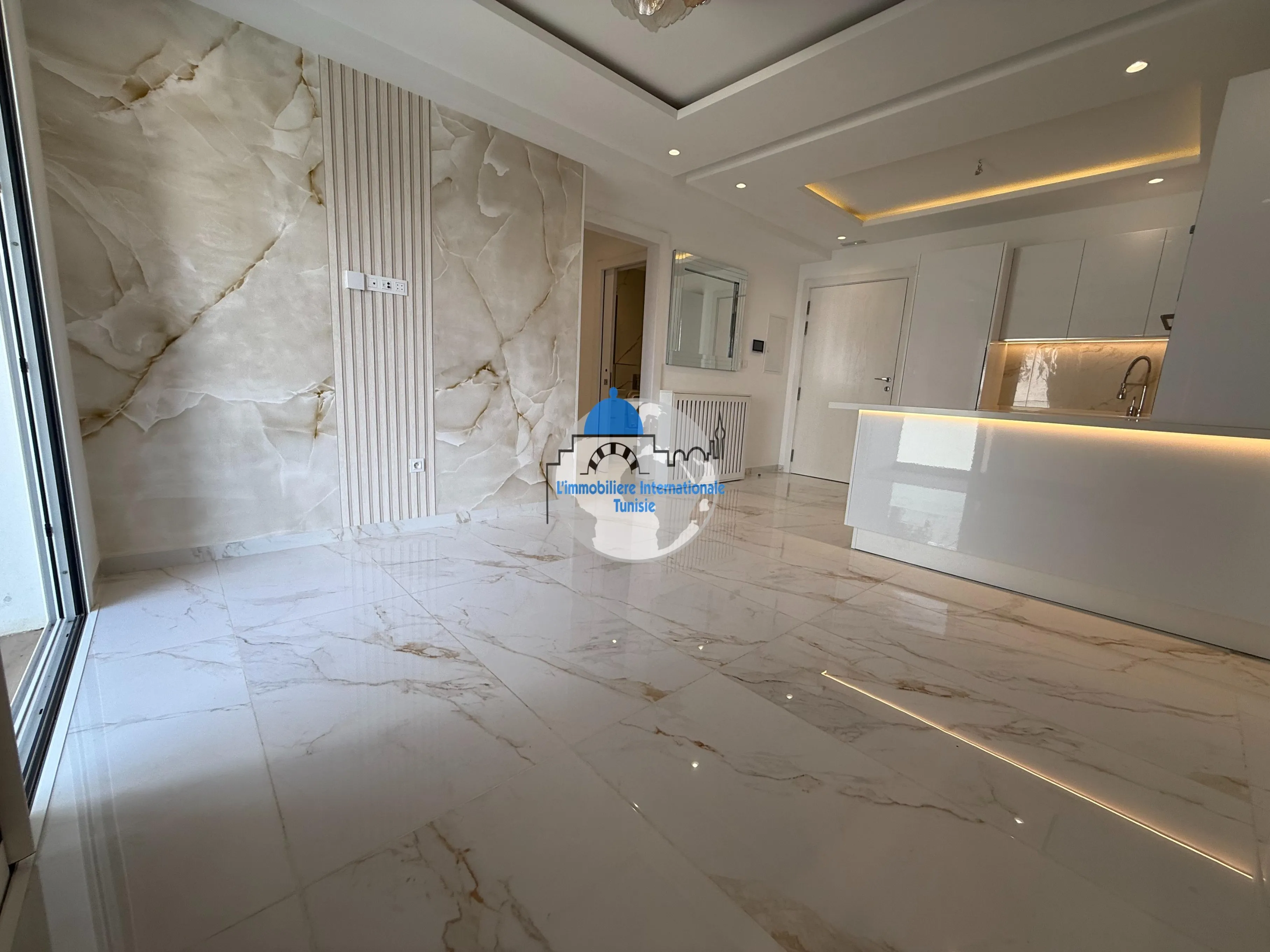 À Vendre | Appartement S+2 au 1er étage – Haut Standing 📍 Tantana – Chatt Mariam 