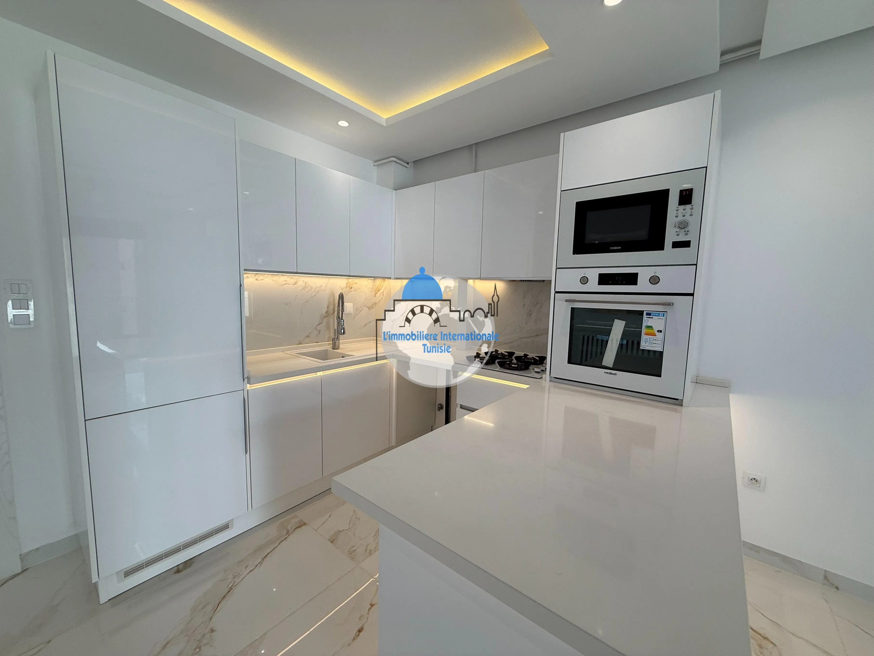 À Vendre | Appartement S+2 au 1er étage – Haut Standing 📍 Tantana – Chatt Mariam 
