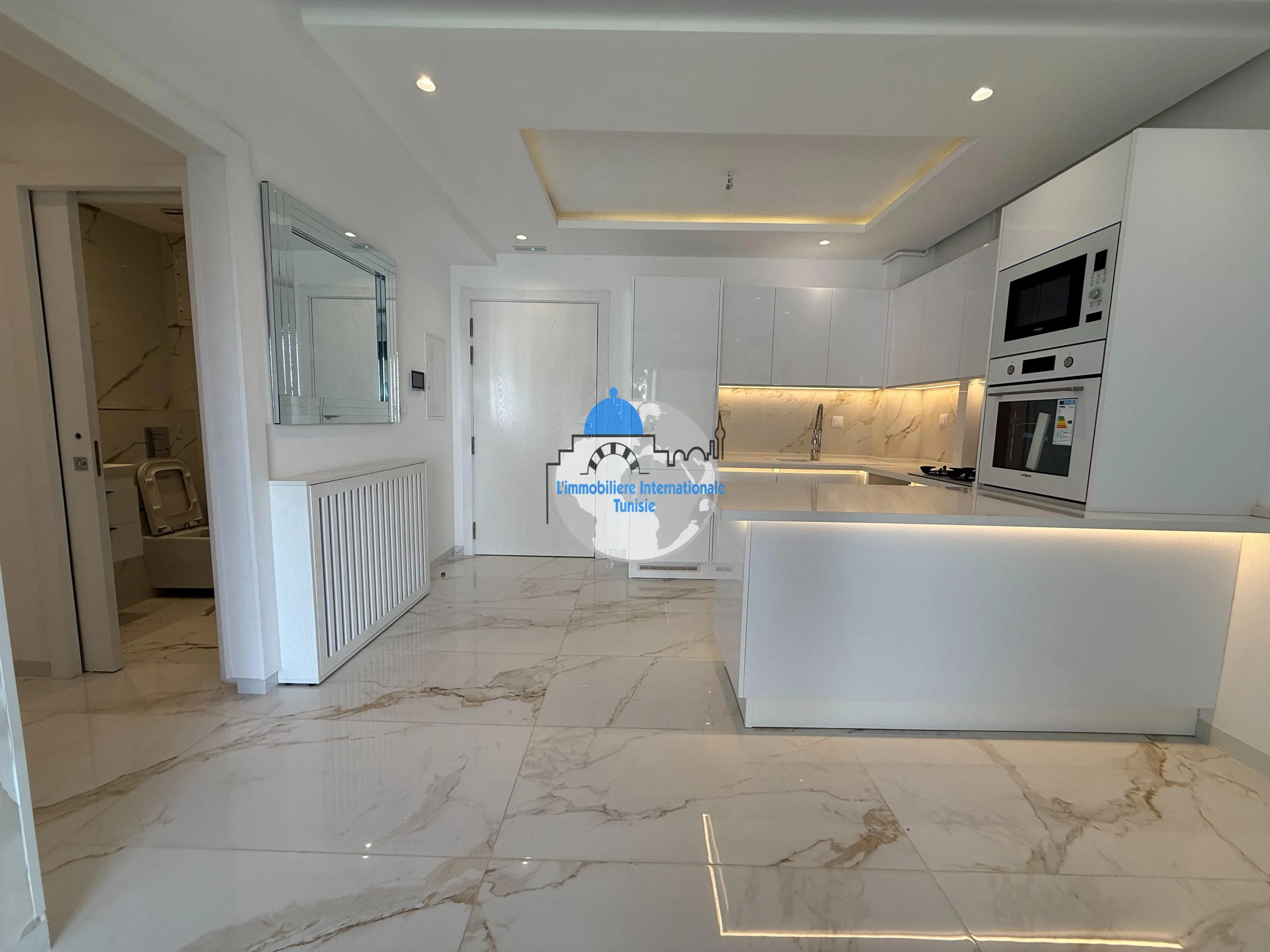 À Vendre | Appartement S+2 au 1er étage – Haut Standing 📍 Tantana – Chatt Mariam 