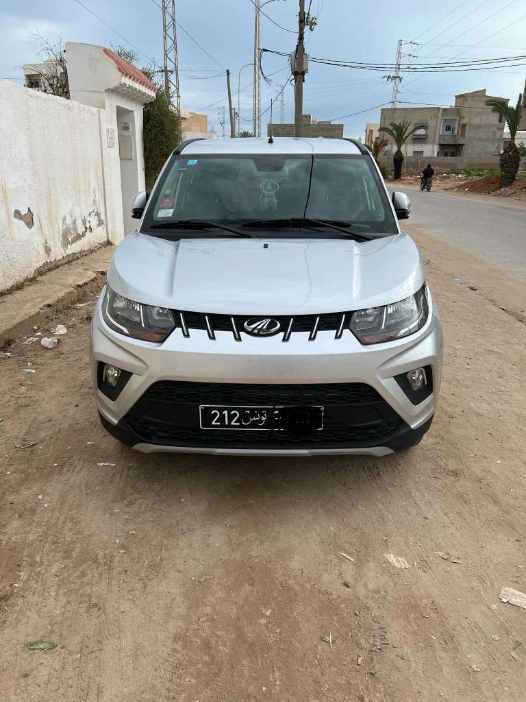 Mahindra Kuv 100 k8 tel 20234914